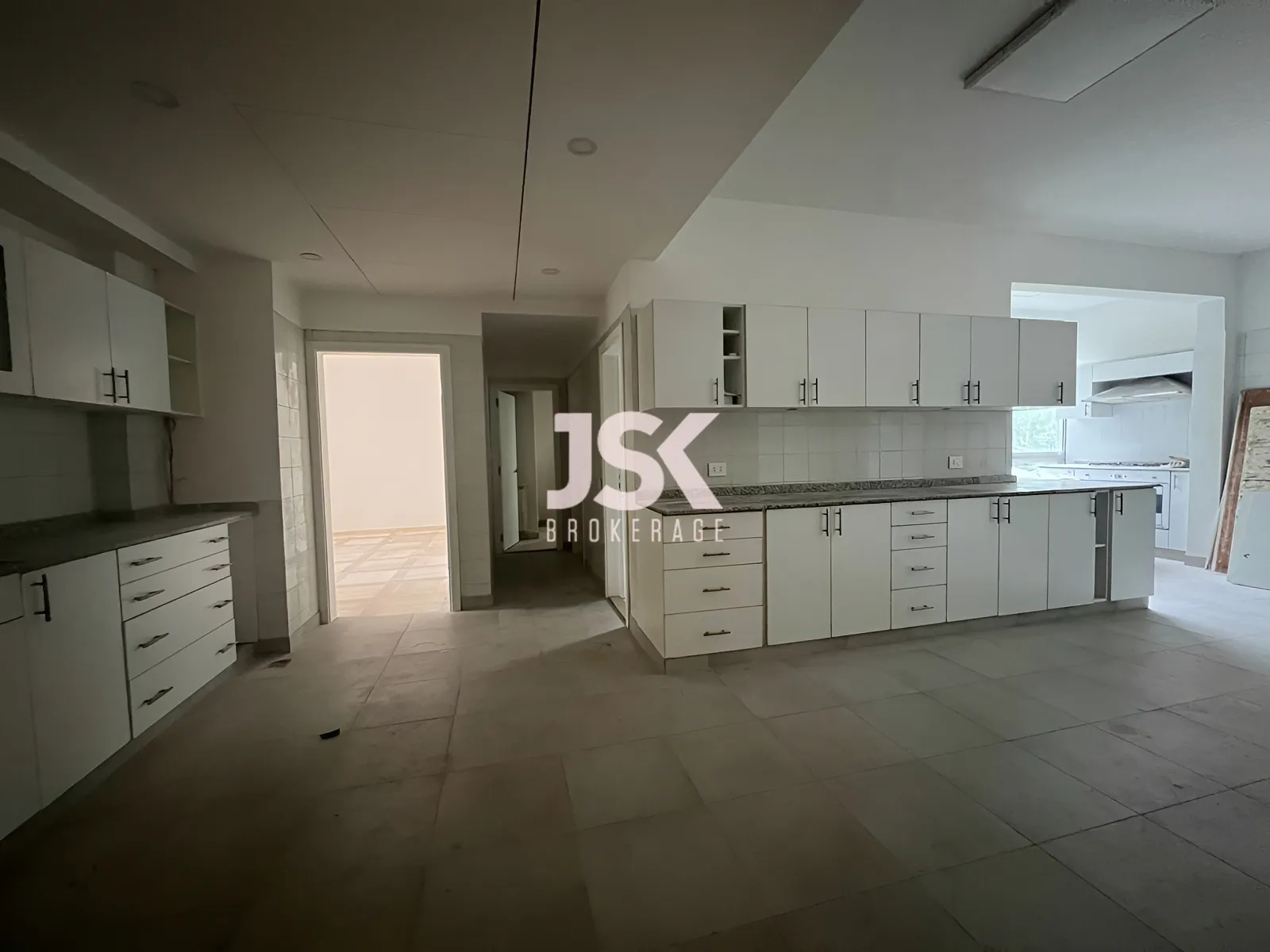 Apartment for Rent in Achrafieh