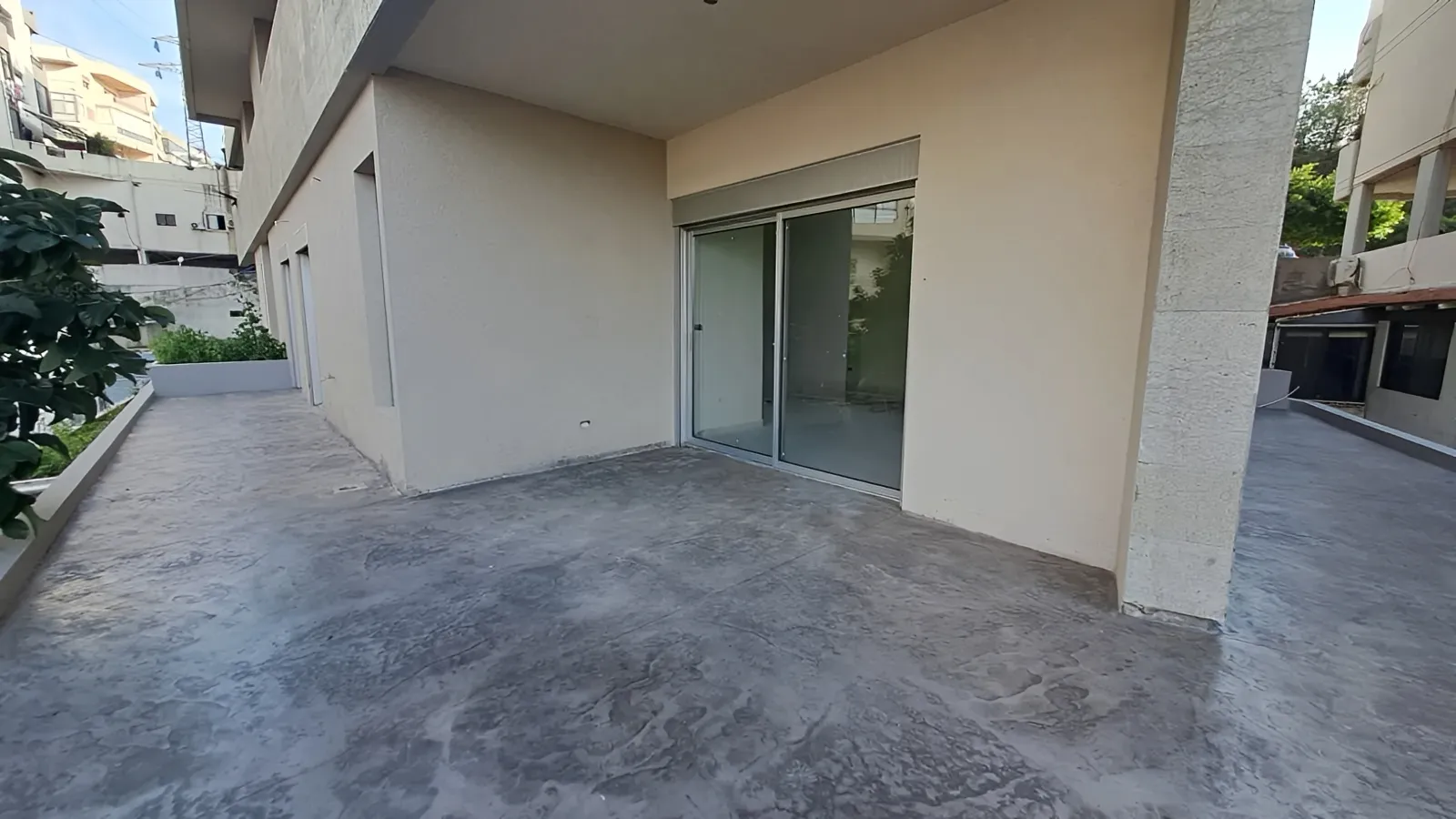 Apartment for Sale in Zouk Mikael - 3 bed, 4 bath