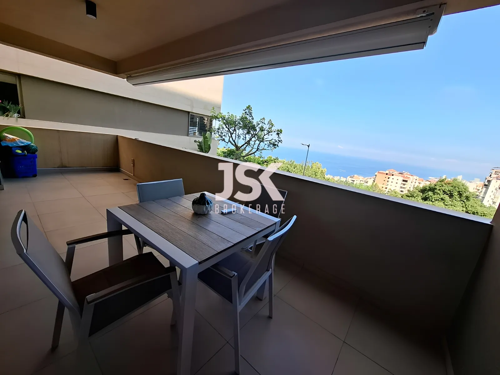 Apartment for Sale in Sahel Aalma - 4 bed