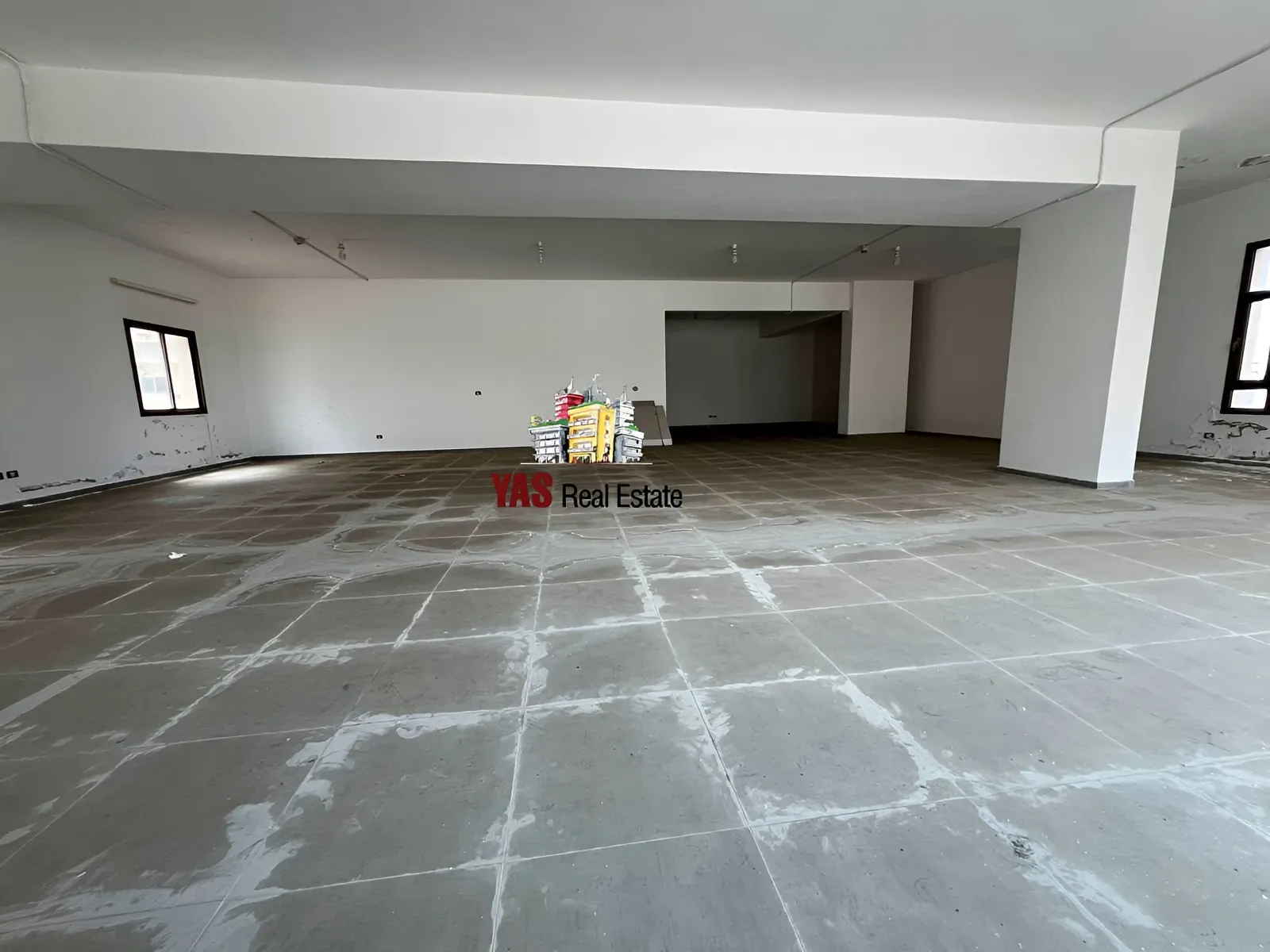 Showroom for rent in Zouk Mikael