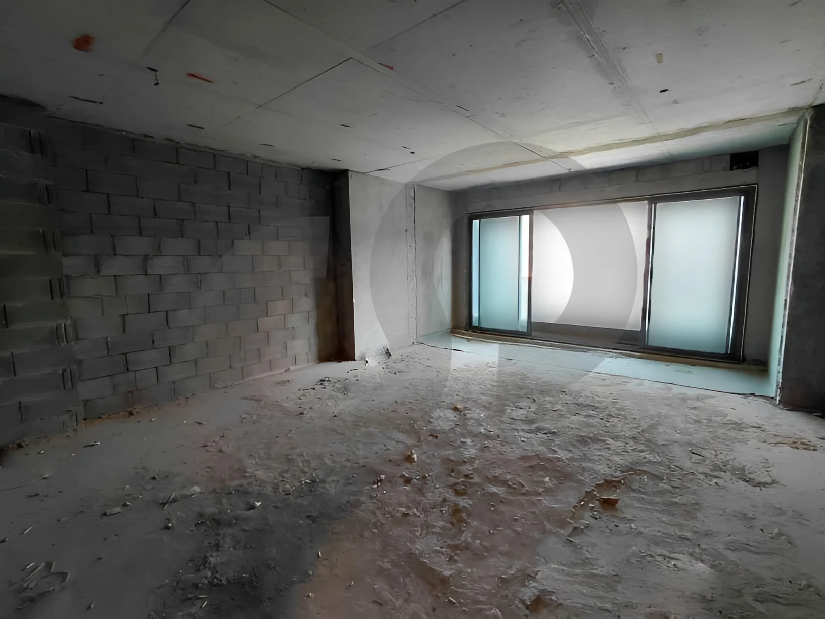 Office for rent in Dekwaneh