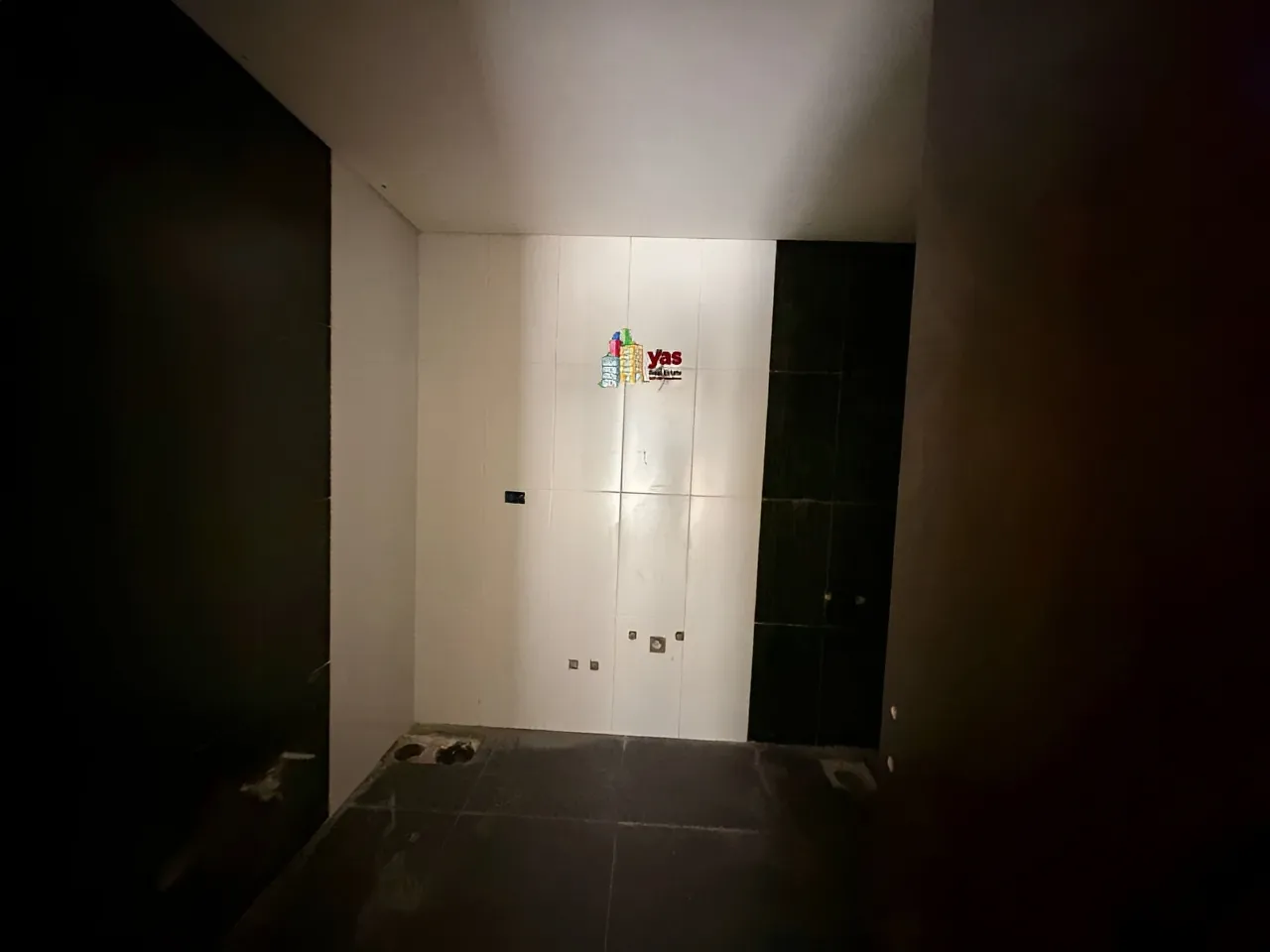 Apartment for Sale in Ballouneh