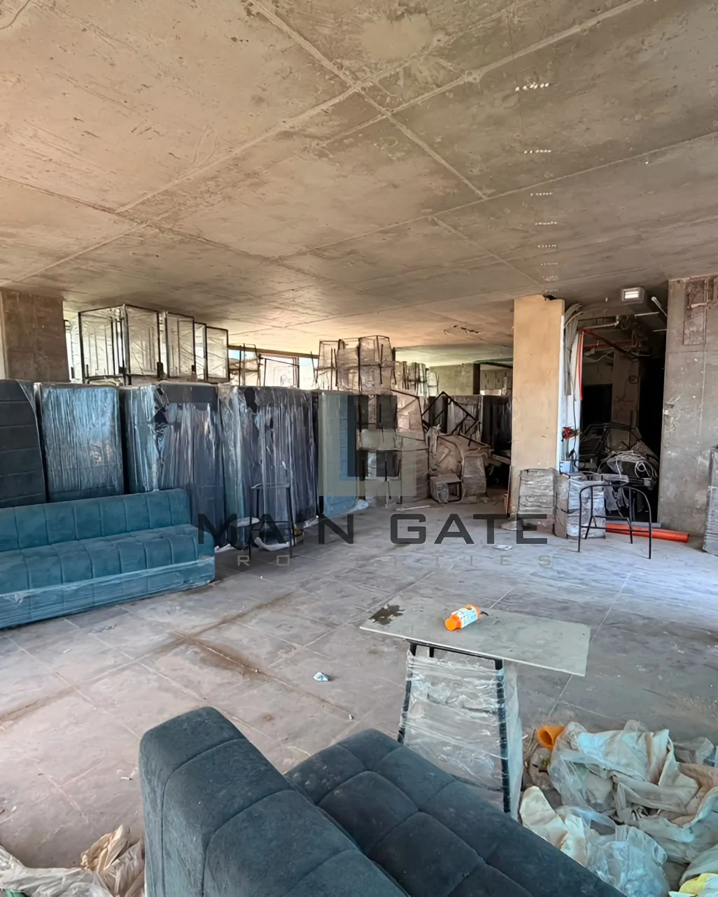 Office for rent in Dbayeh, Lebanon