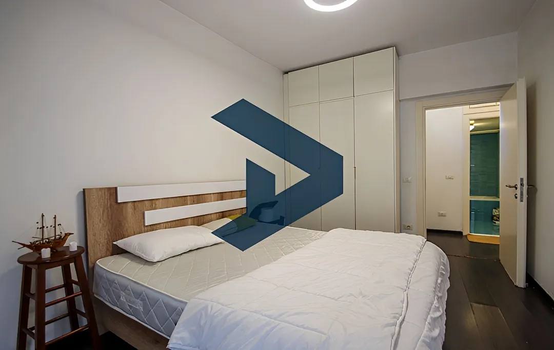 Apartment for rent in Ain Al Mraiseh, Beirut, Lebanon
