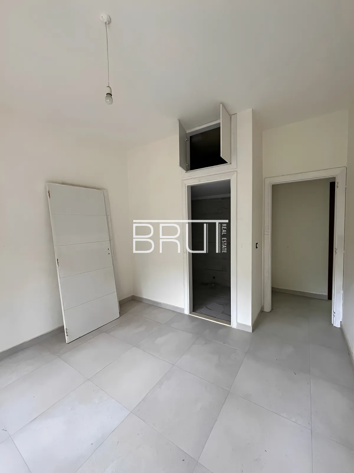 Apartment for Sale in Ballouneh