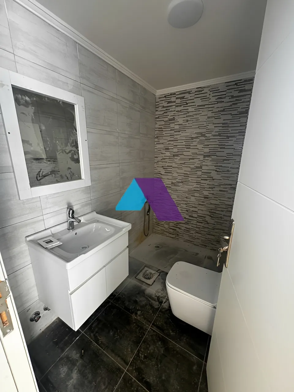 Apartment for Sale in Bsalim