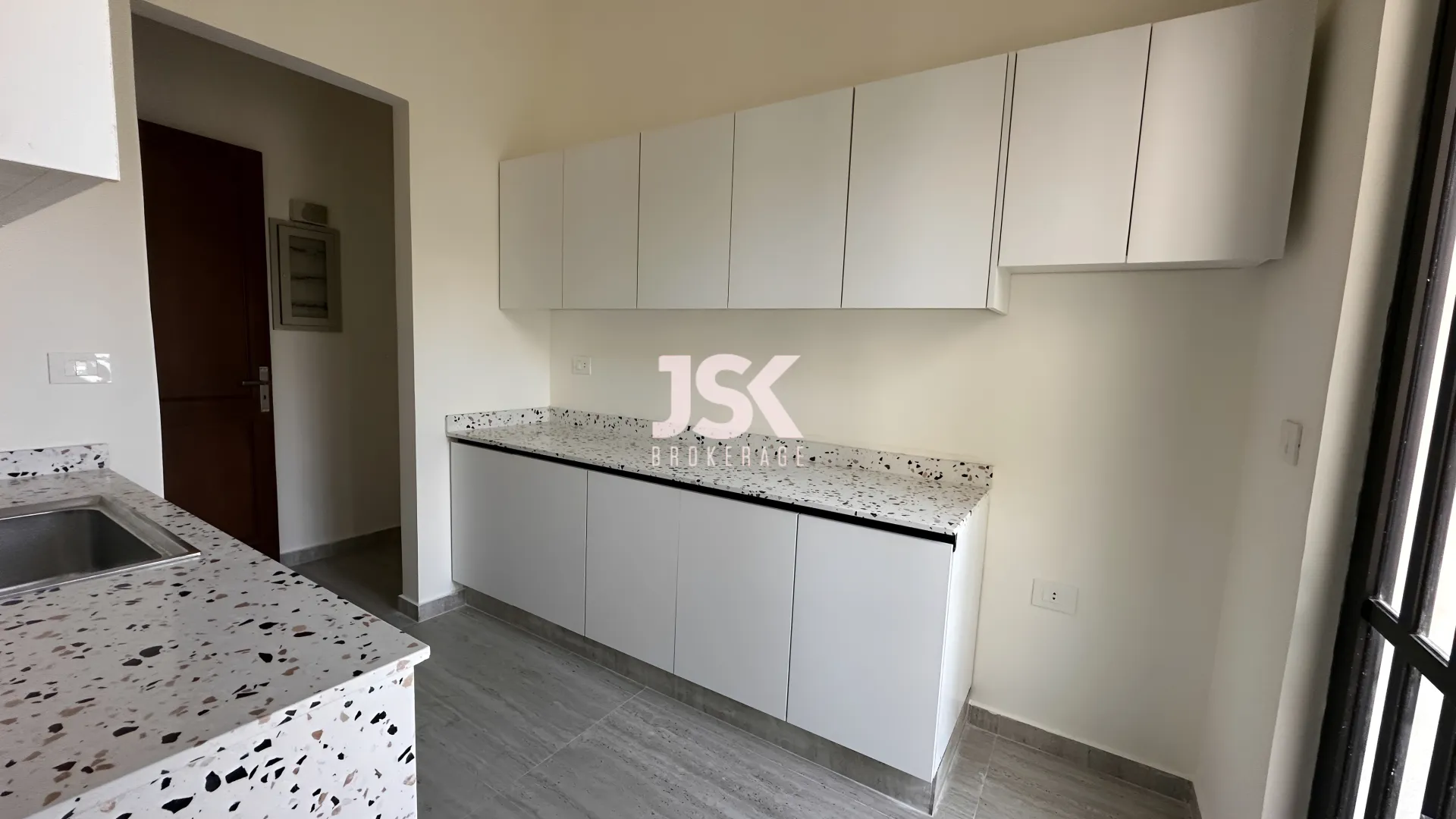 Apartment for Rent in Ras