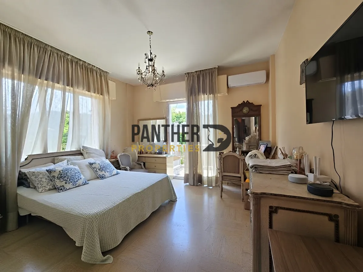 Villa for sale in Louaizeh, lebanon