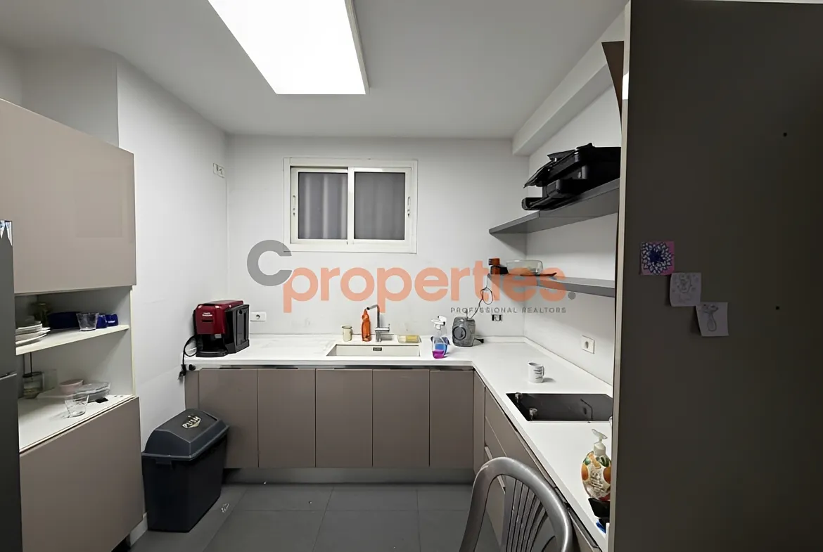 Office for Rent in Achrafieh