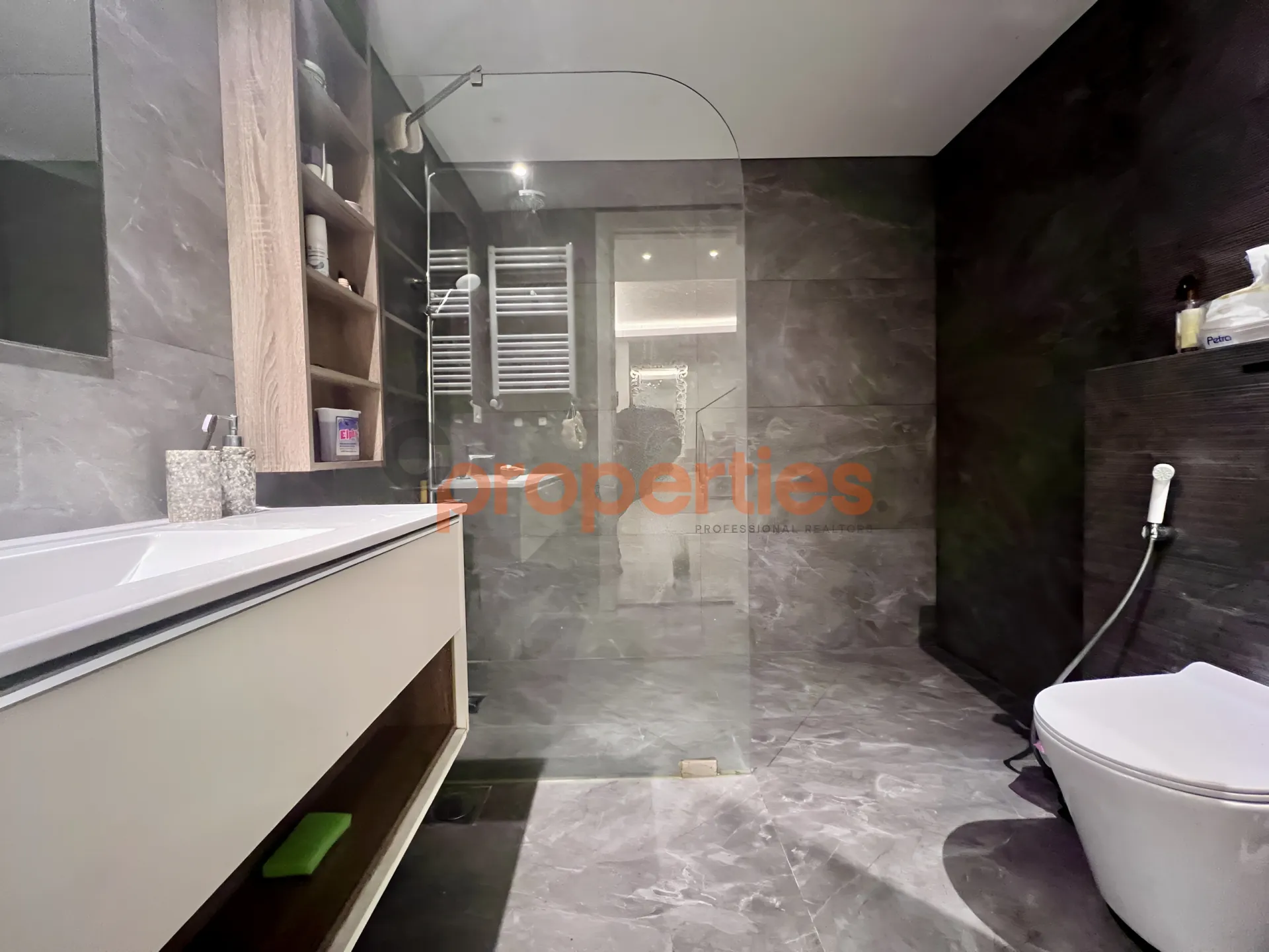 Apartment for Rent in Mar Roukouz