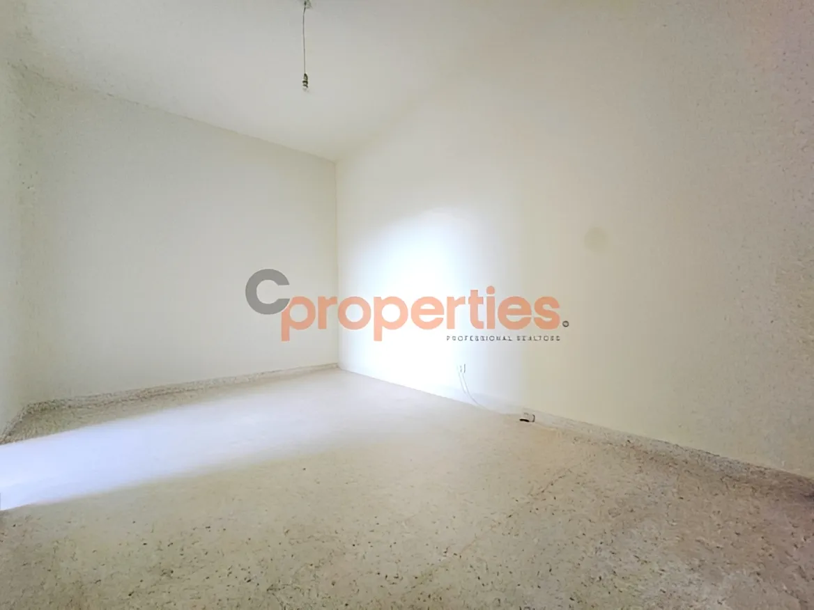 Apartment for Sale in Aamchit