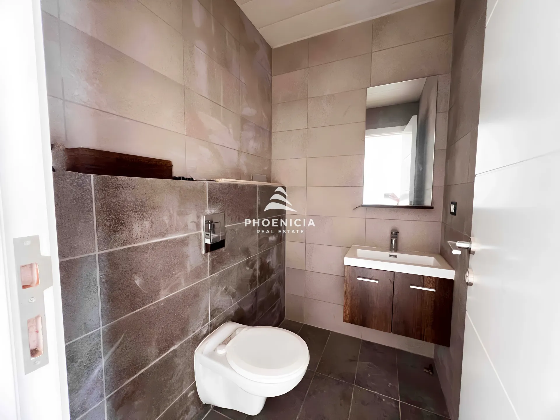 Apartment for Sale in Mehrine - 2 bed, 2 bath