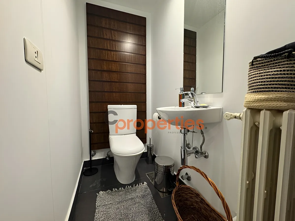 Chalet for Sale in Faraiya