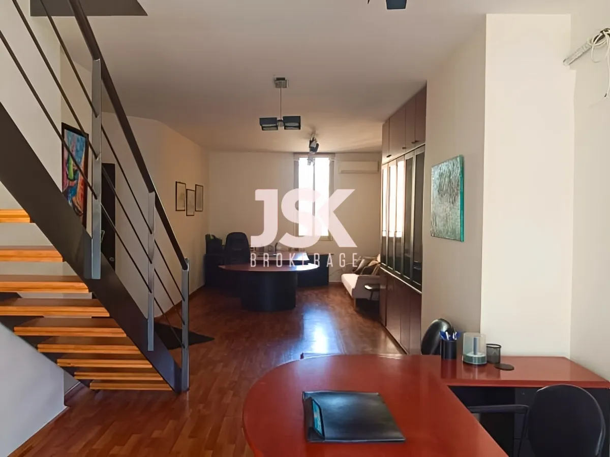 Shop for sale in Adonis
