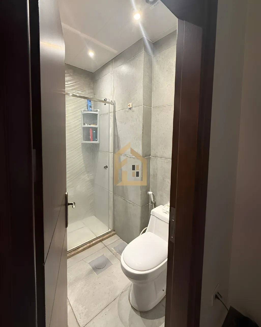 Apartment for Sale in Ras Al Naba'a, Beirut, Lebanon