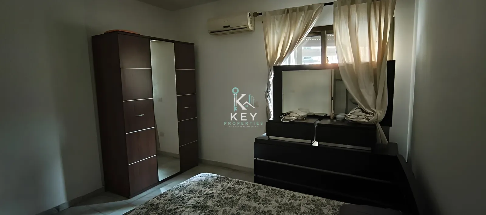 Apartment for rent in Ain Al Mraiseh, Beirut, Lebanon