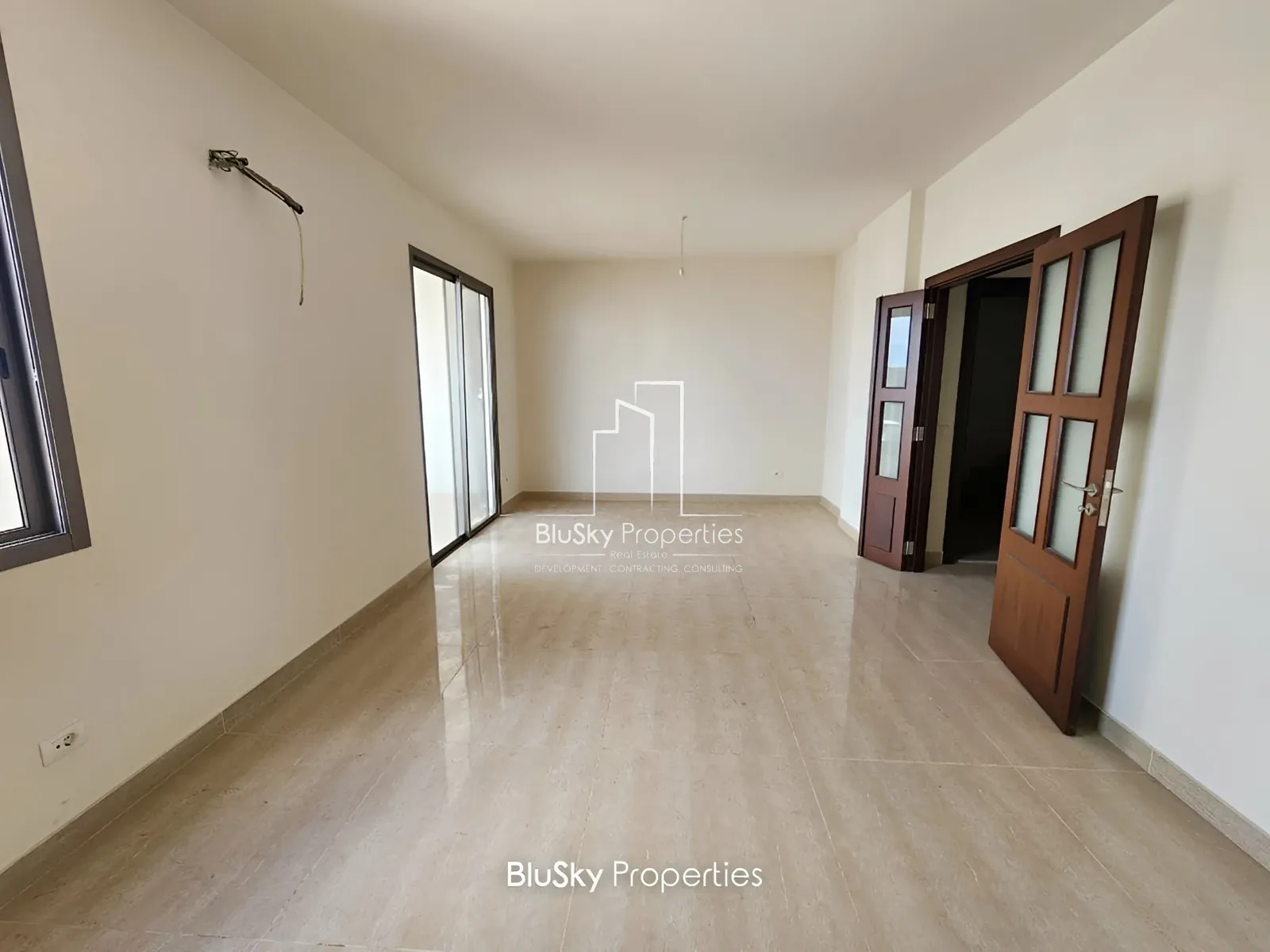 Apartment for Sale in Jdeideh - 3 bed, 3 bath