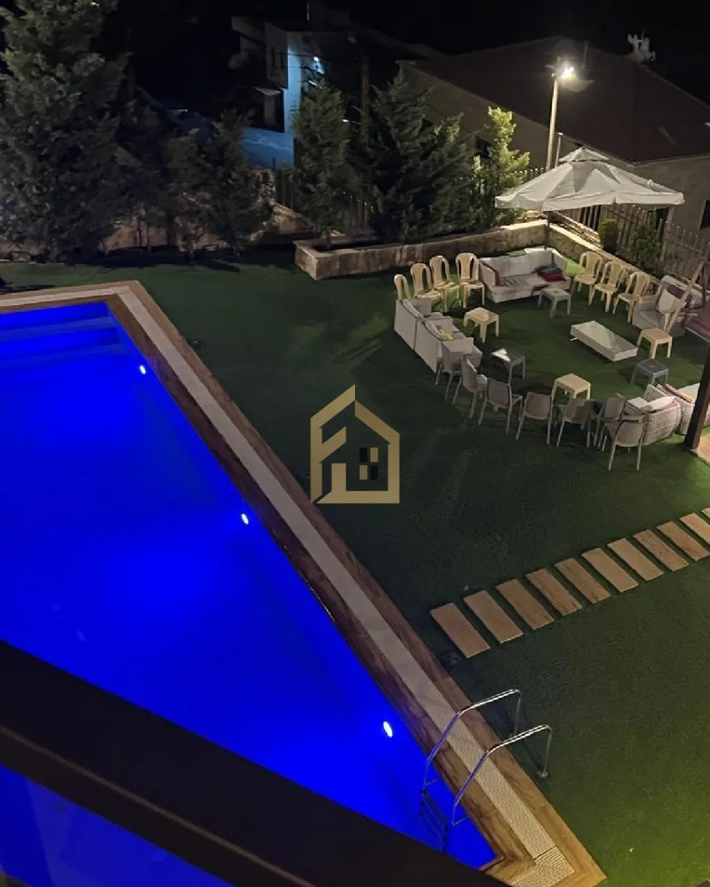Villa for sale in Jbeil, Lebanon - 4 bed, 7 bath