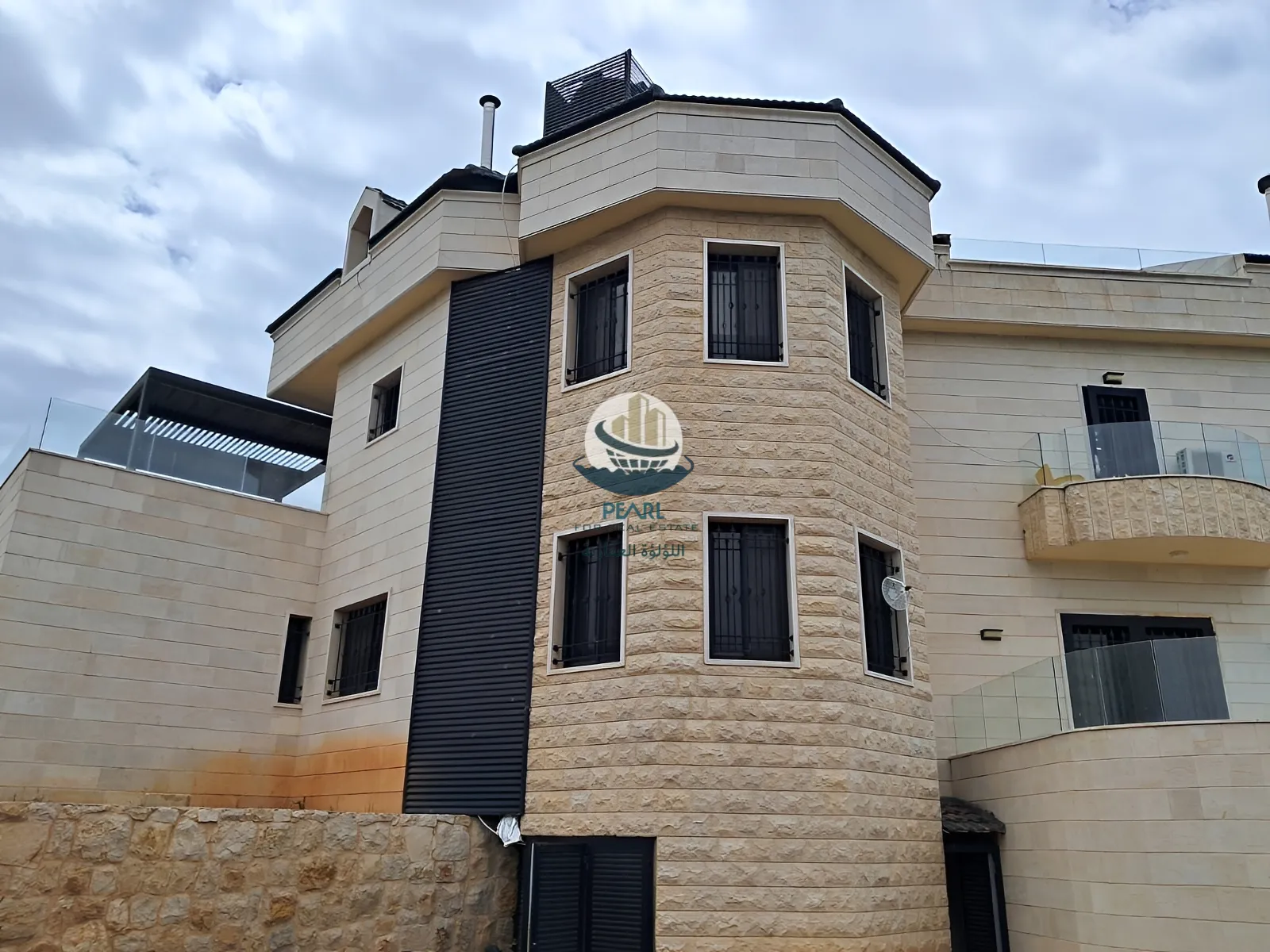 Villa for sale in Rejmeh, lebanon