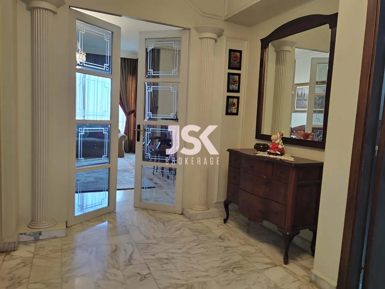 Villa for Sale in Haret Sakher