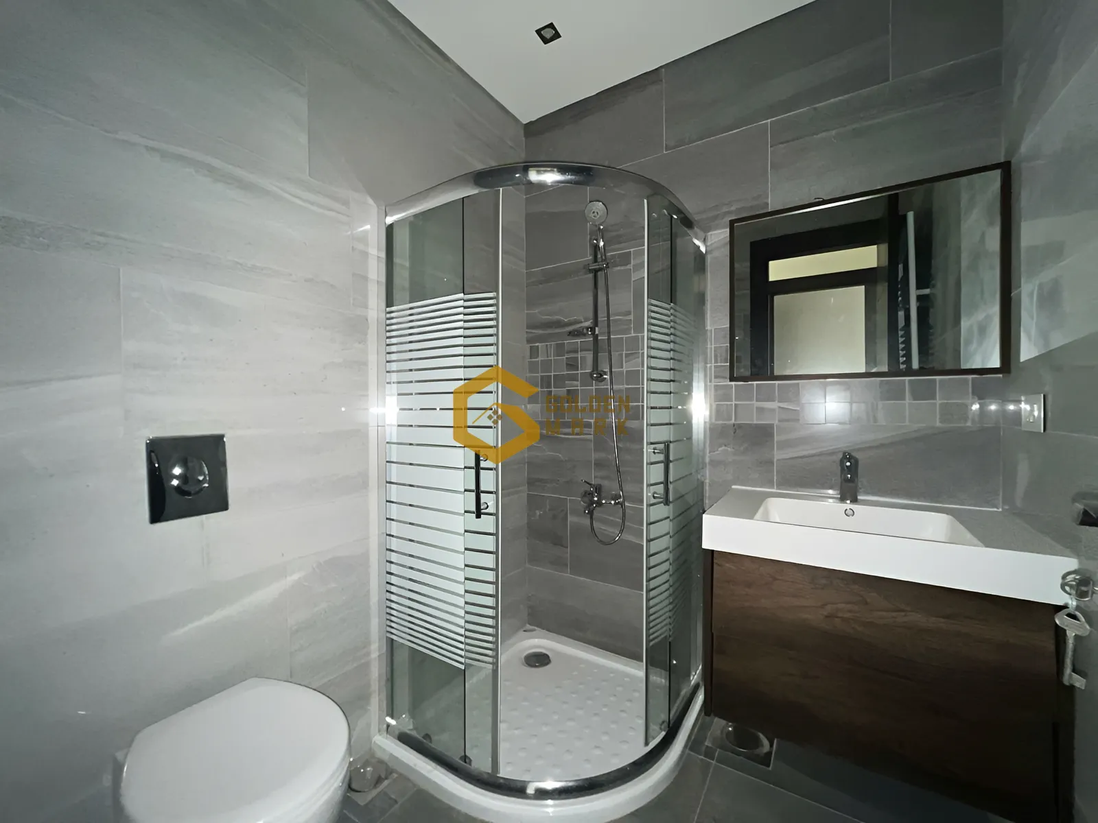 Apartment for Sale in Ballouneh