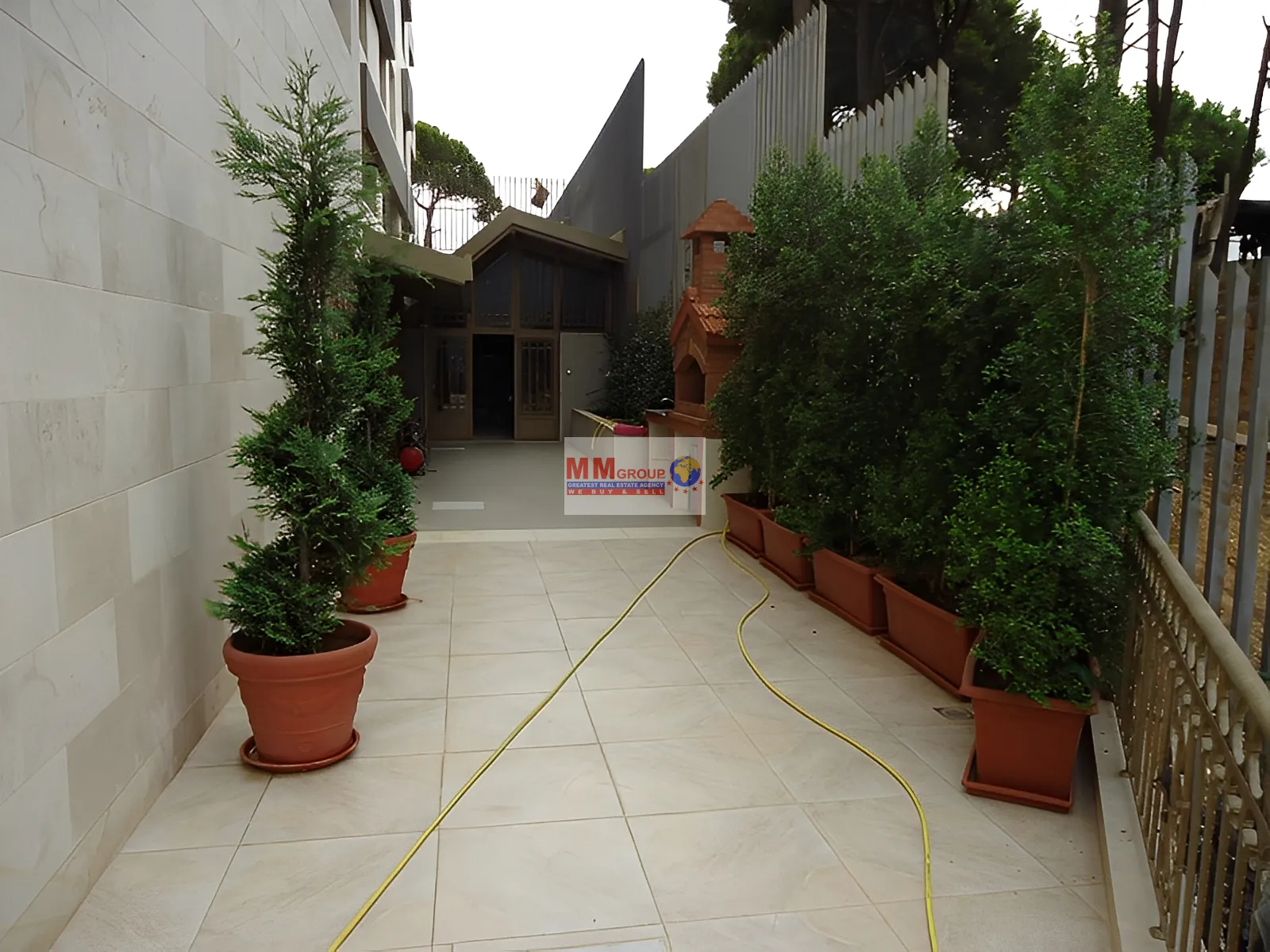 Apartment for Sale in Ain Saade