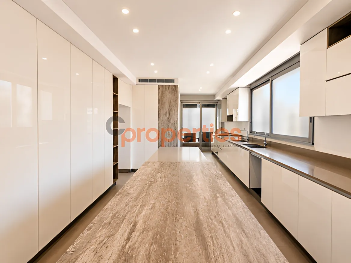 Apartment for Rent in Jnah - 4 bed, 5 bath