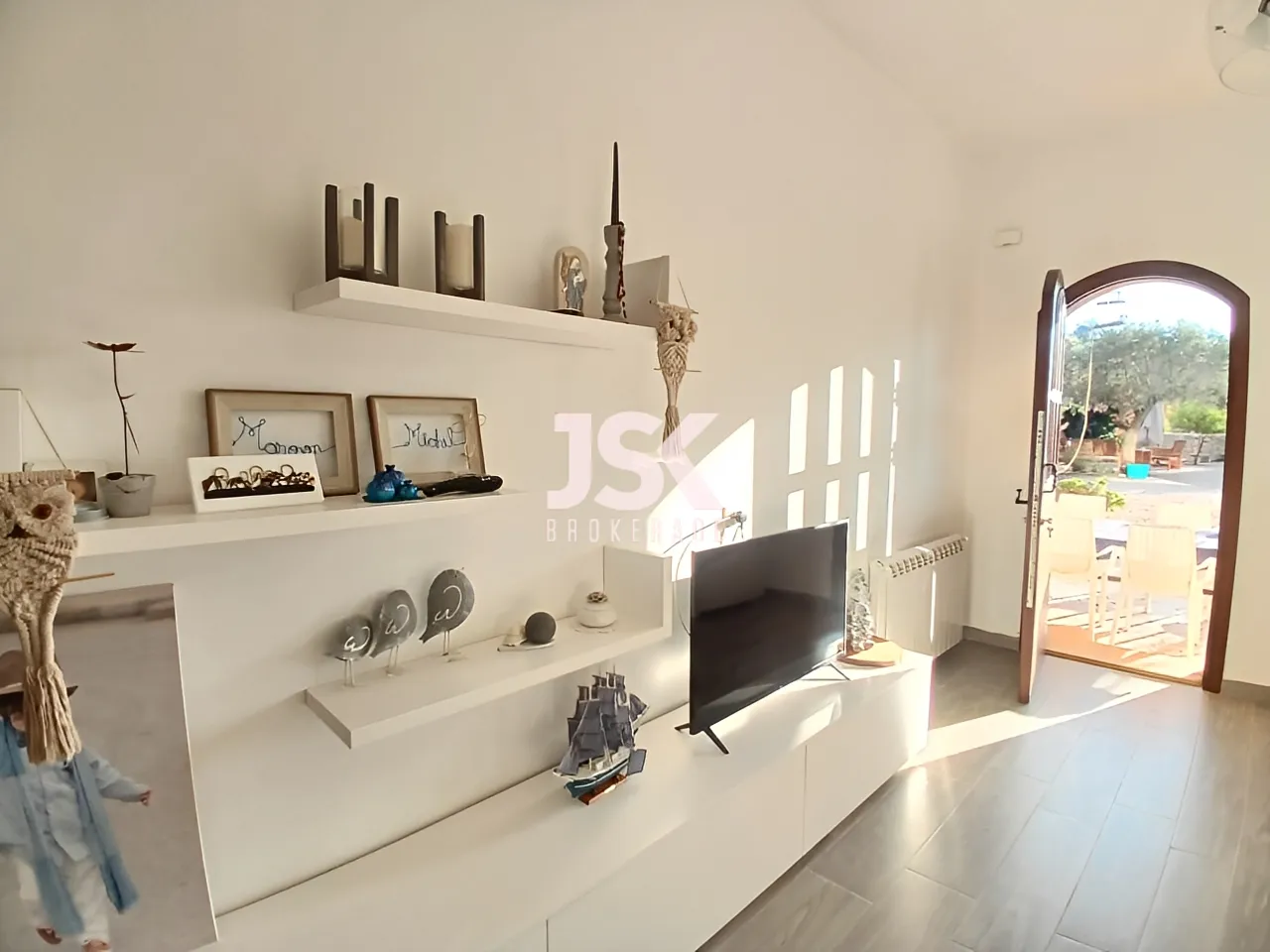 Villa for Sale in Roumieh
