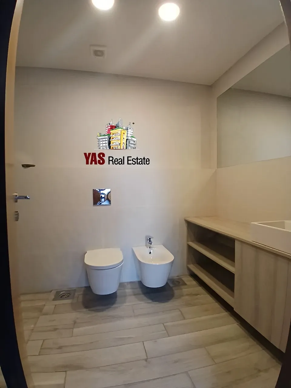 Apartment for Sale in Achrafieh - 3 bed, 2 bath