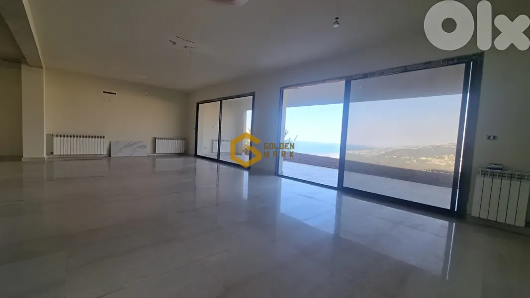 Apartment for Sale in Cornet Chahwan