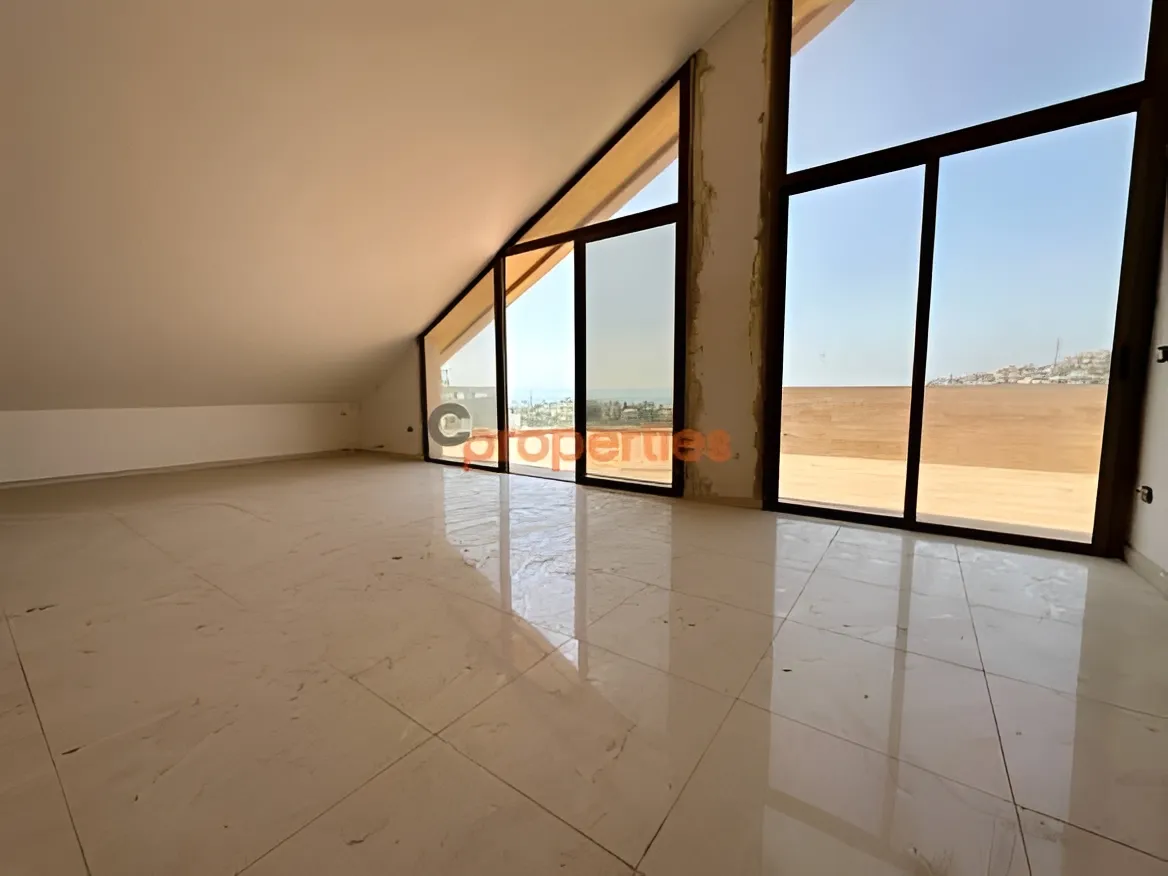 Apartment for Sale in Mtaileb