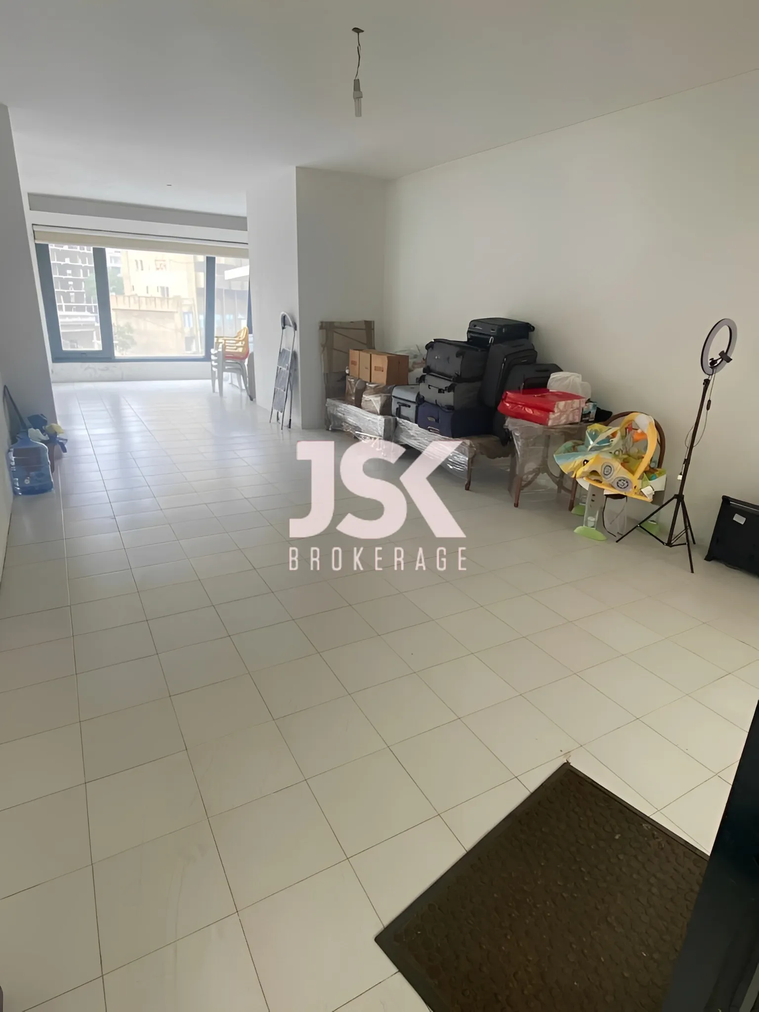 Office for Sale in Zalqa