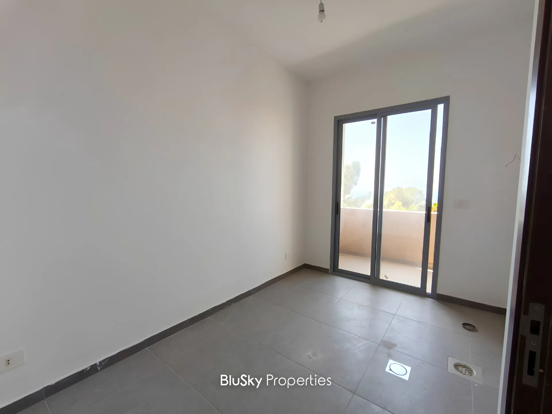 Apartment for sale in Ain saadeh, lebanon