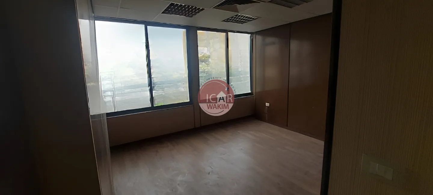 Office for sale in Jounieh