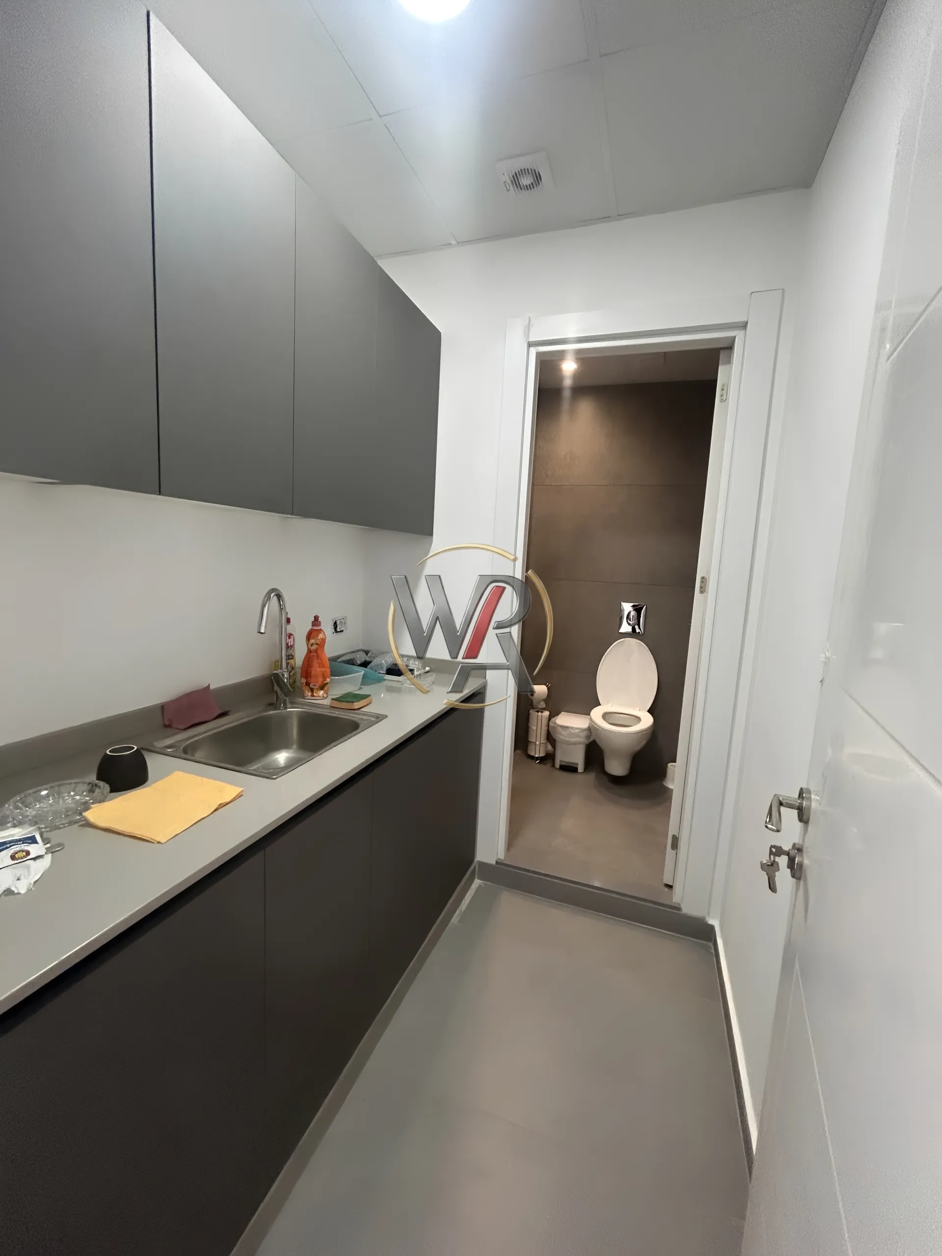 Office for rent in Mtayleb, lebanon