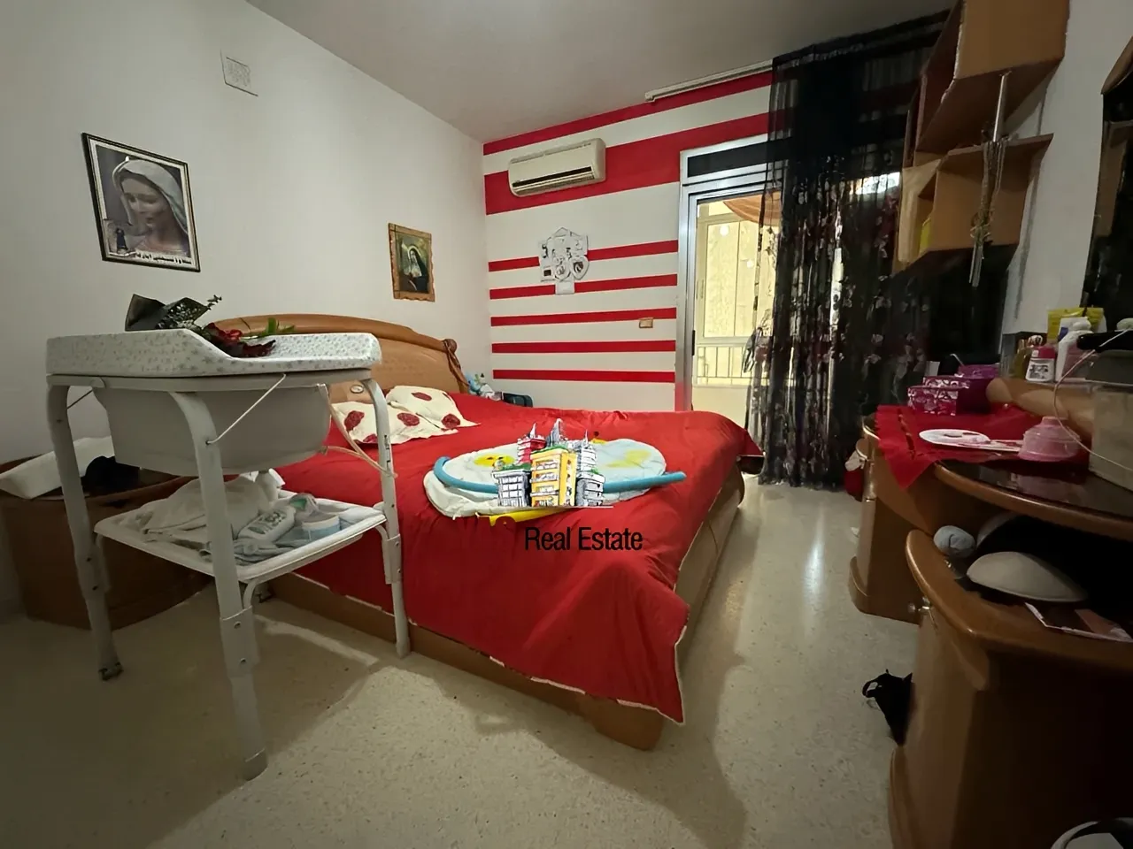 Apartment for Sale in Ain El Rihaneh
