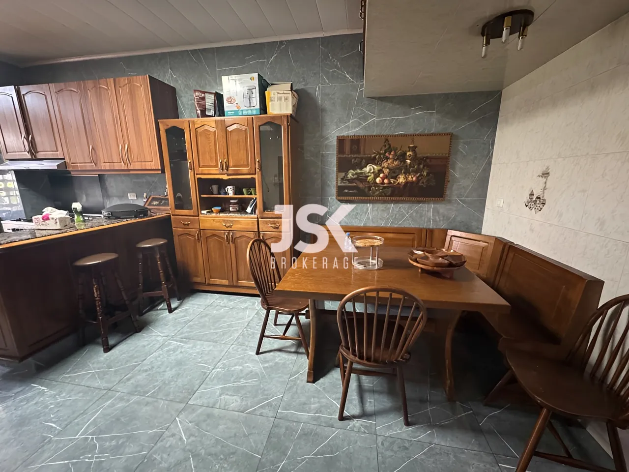 Apartment for Sale in Ras Beirut