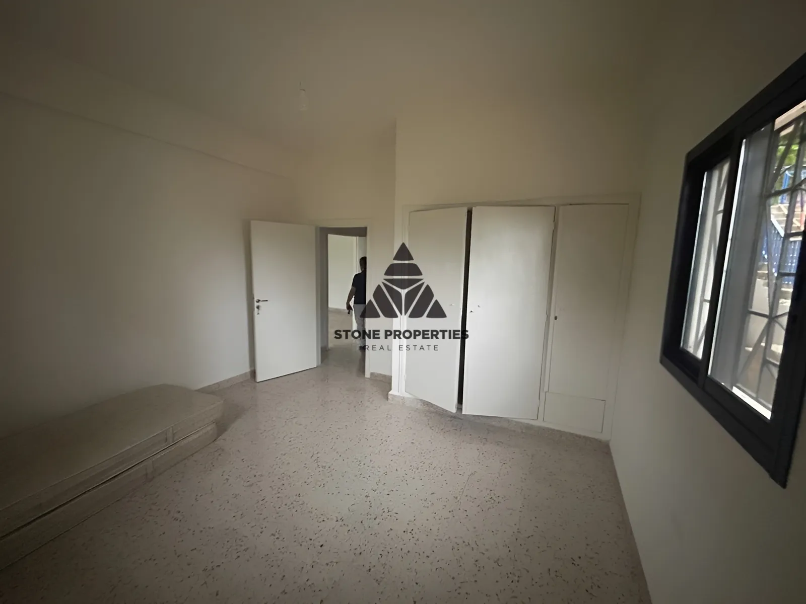 Apartment for rent in Masqa, lebanon - 2 bed, 1.0 bath