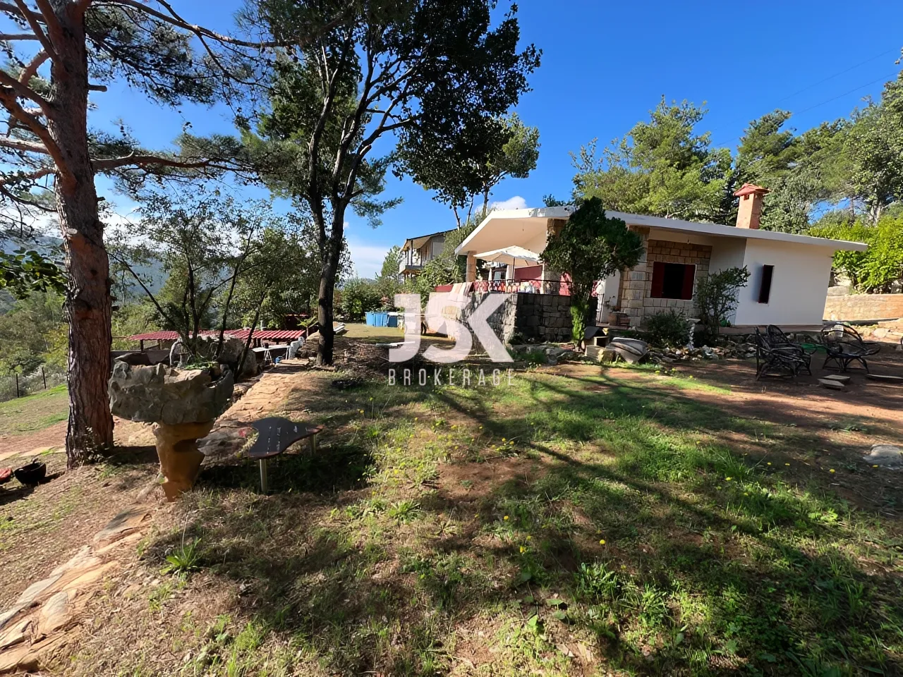 Villa for Sale in Baabdat