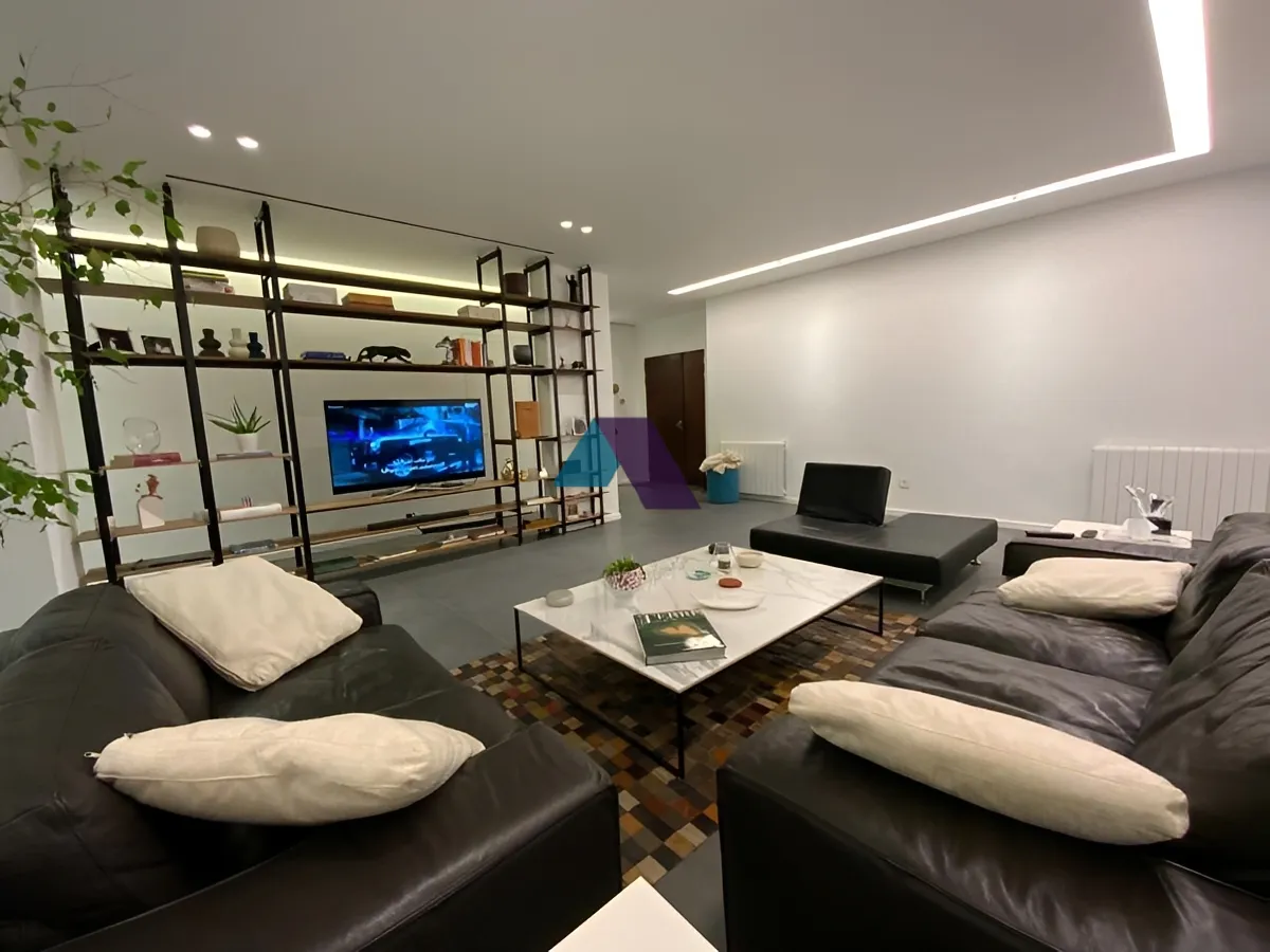 Apartment for Sale in Haret Sakher