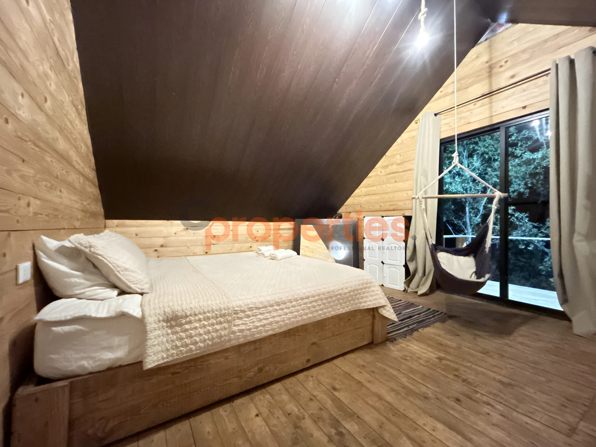 Chalet for Rent in Safra