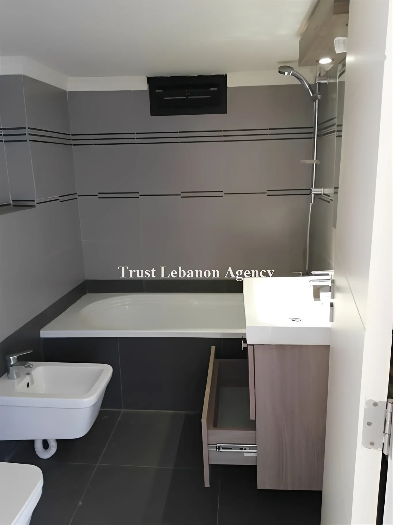 Apartment for Sale in Metn Mazraet Yashouh Lebanon