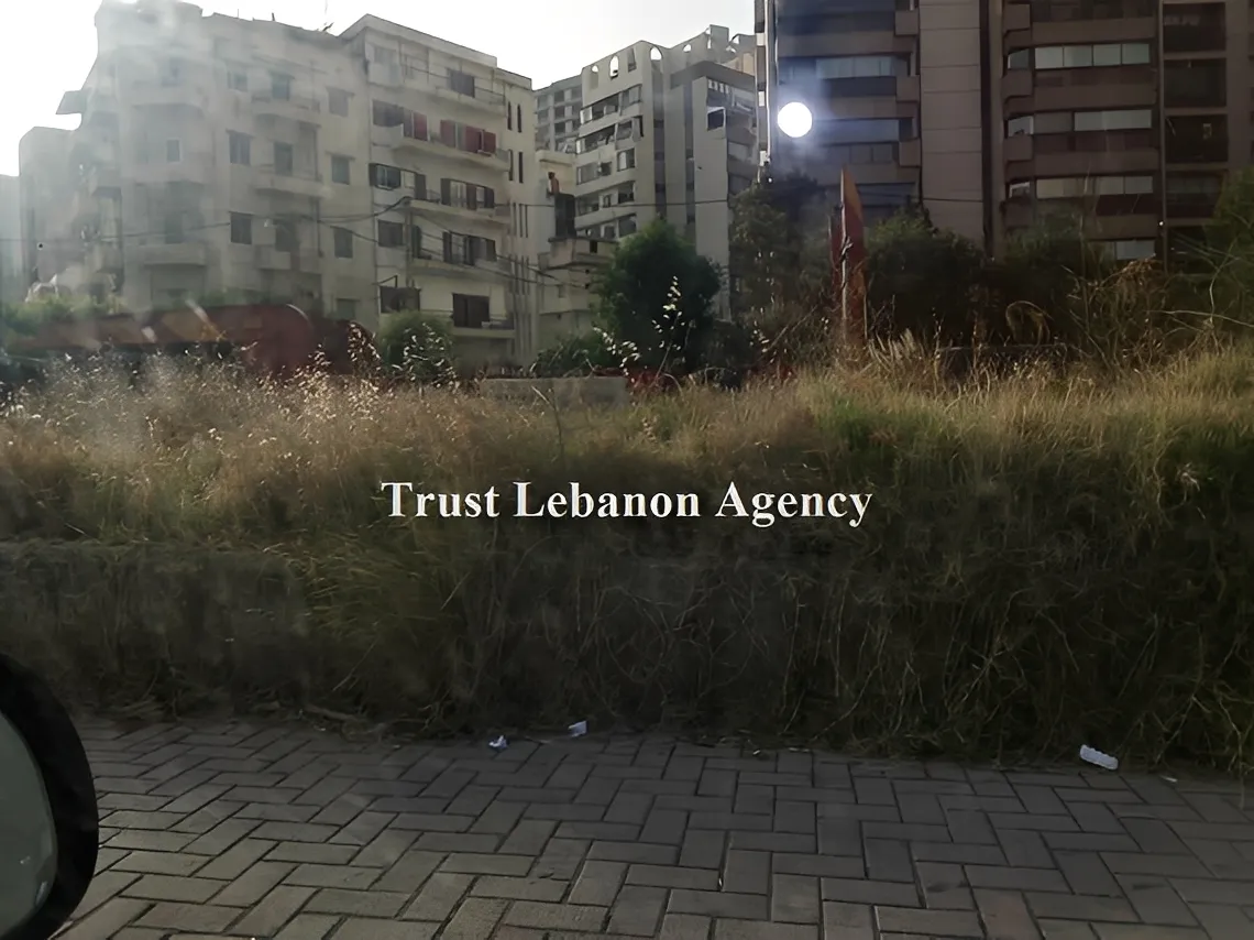 Land for Sale in Metn Dekweneh Lebanon