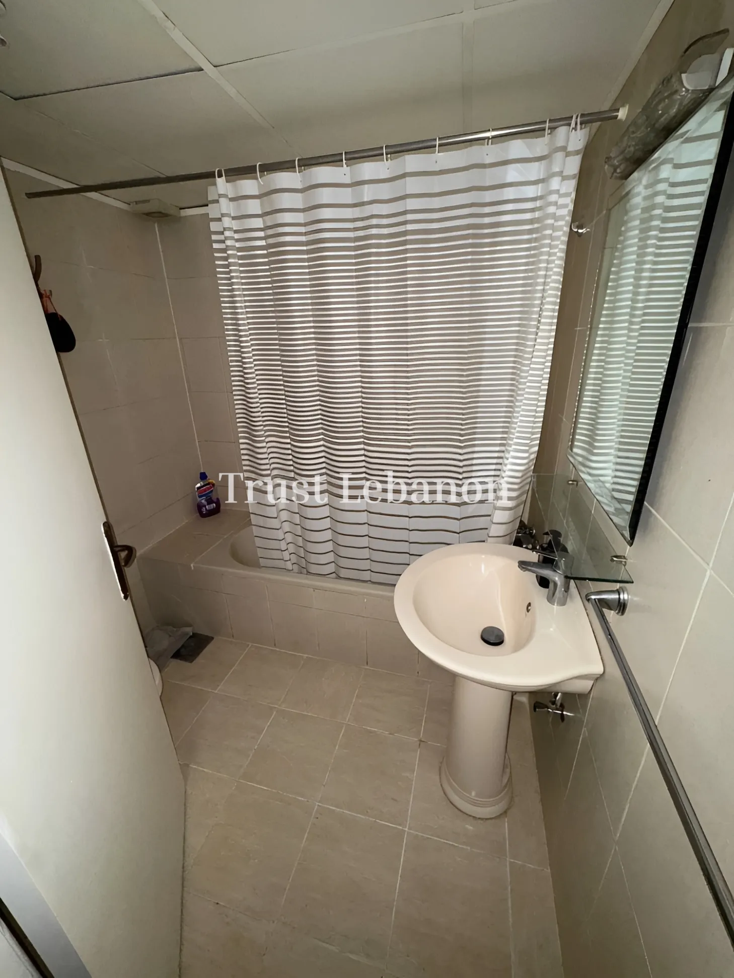 Apartment for rent in Clemenceau