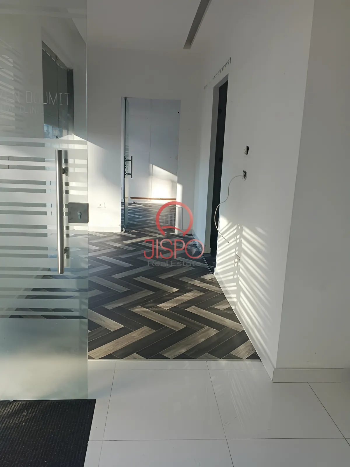 Shop for Rent in Zouk Mikael