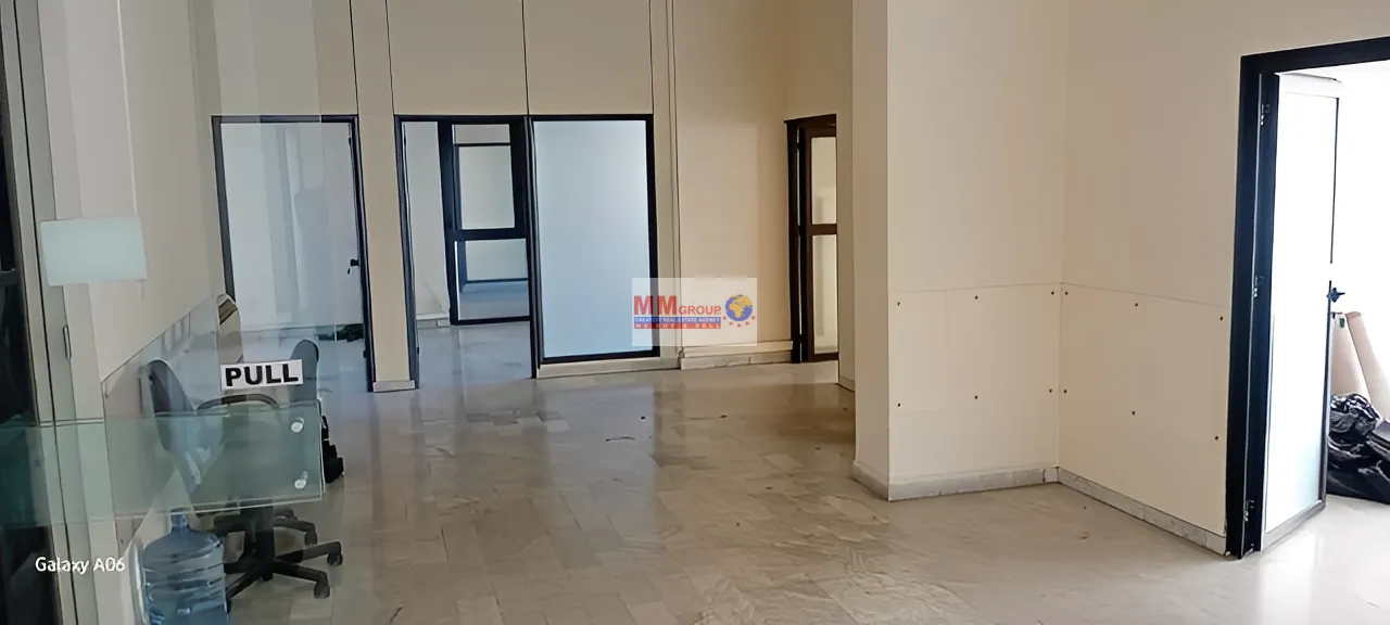 Office for sale in Sin El Fil