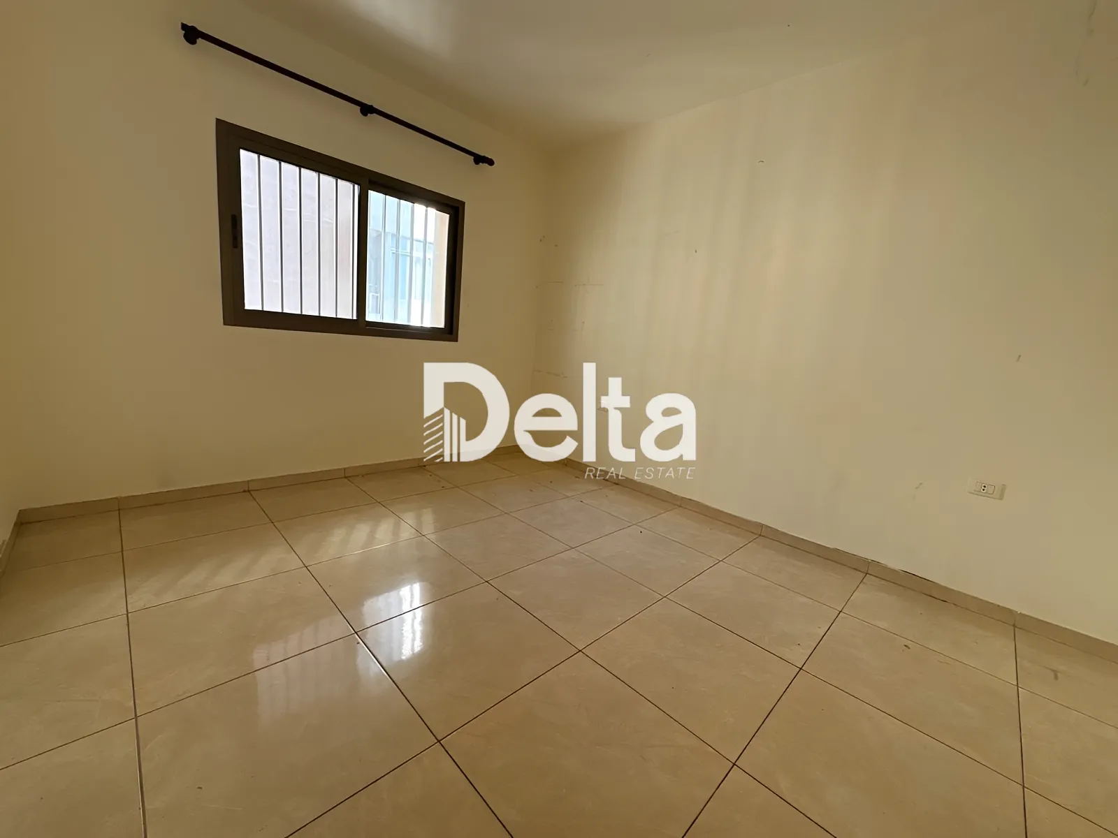 Apartment for rent in Zarif, beirut, lebanon - 3 bed, 4.0 bath