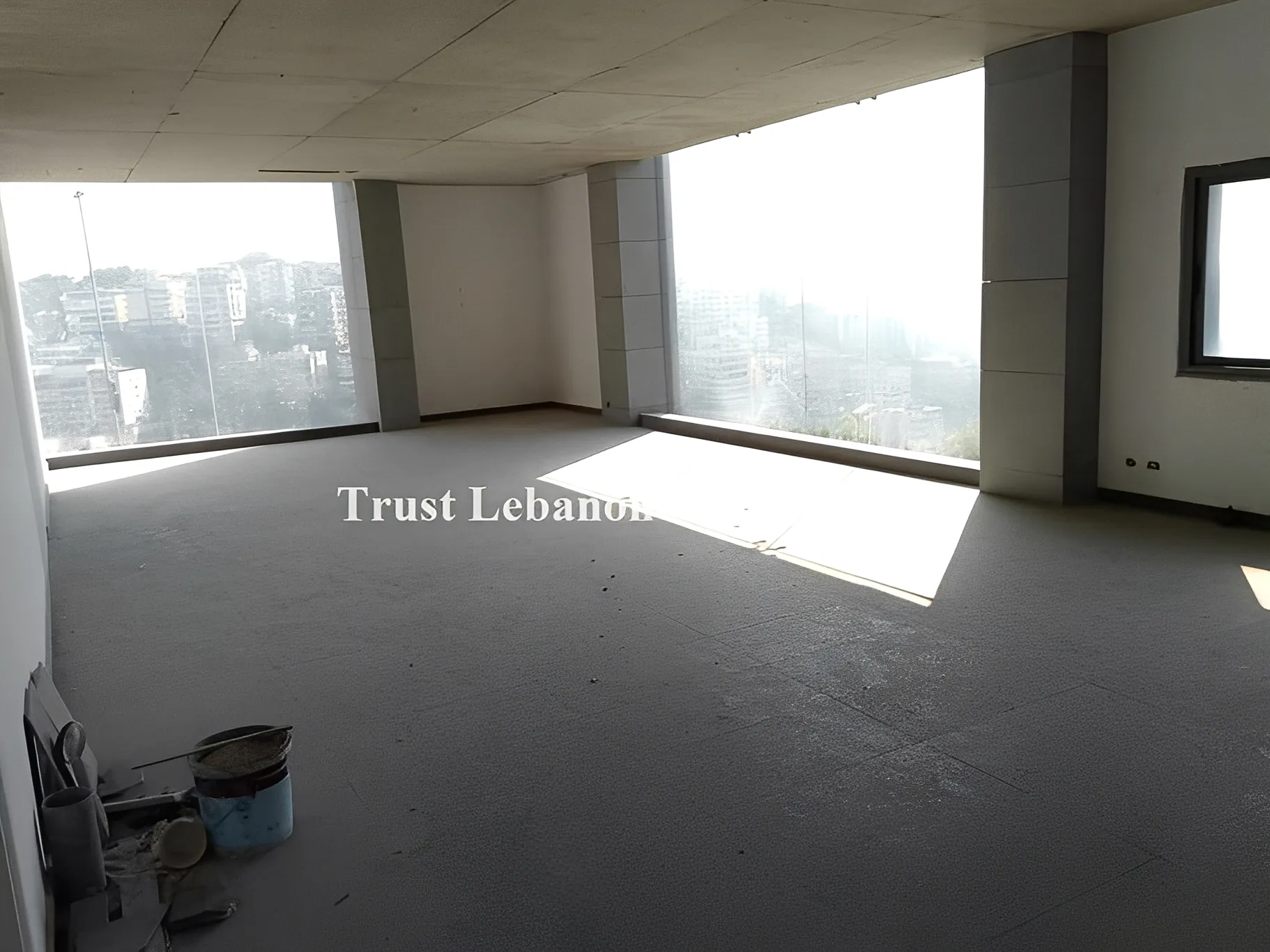 Commercial Property For Rent in Metn, Mkalles