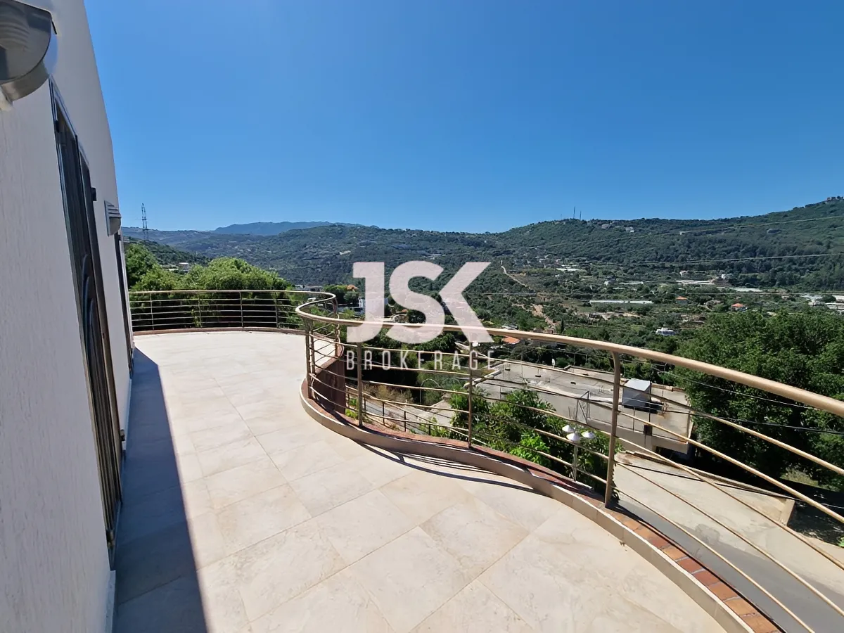 Triplex for Sale in Bchelli, Lebanon