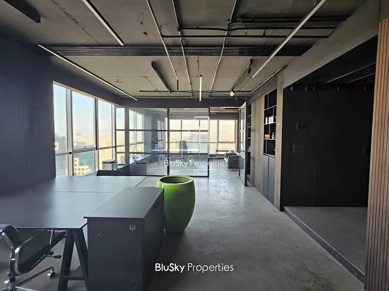 Office for sale in Sin El Fill